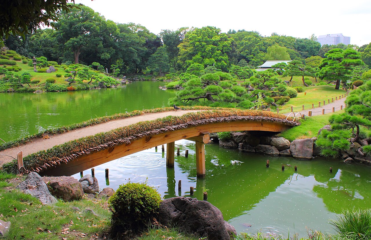 2015年の清澄庭園。展覧会の展示写真ではありません